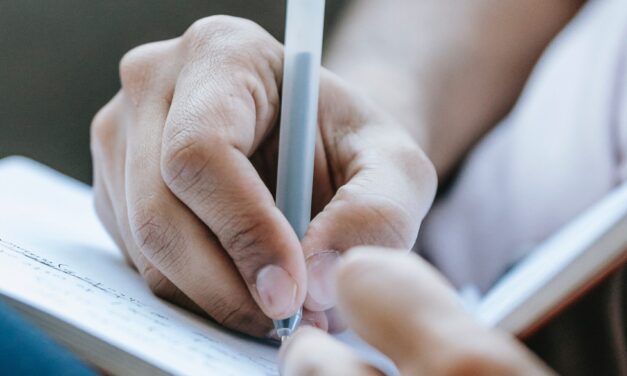 A crise chegou… E agora? Vamos falar um pouco sobre a importância da educação financeira.